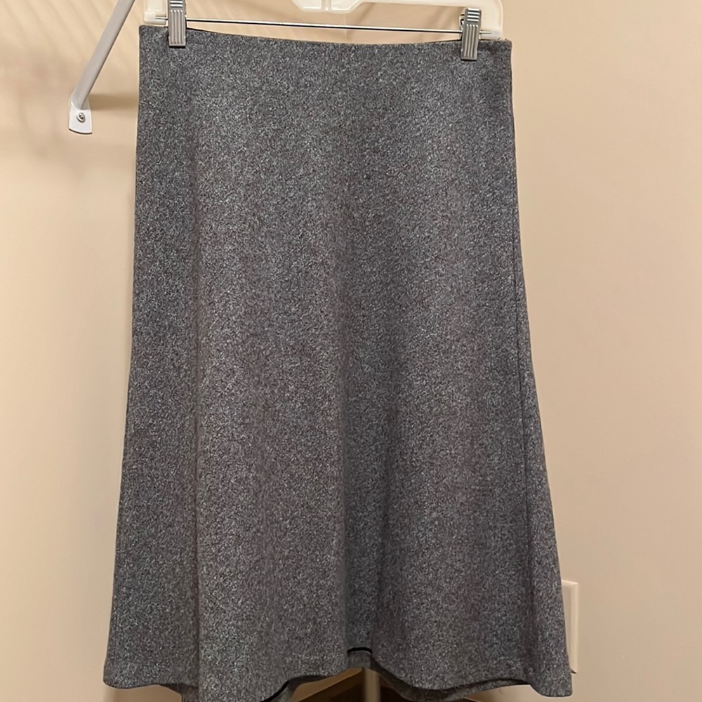 LOFT gray skirt